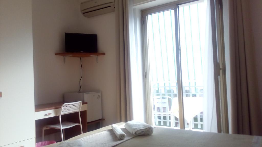 B&B Mimosa Giardini Naxos Exterior photo