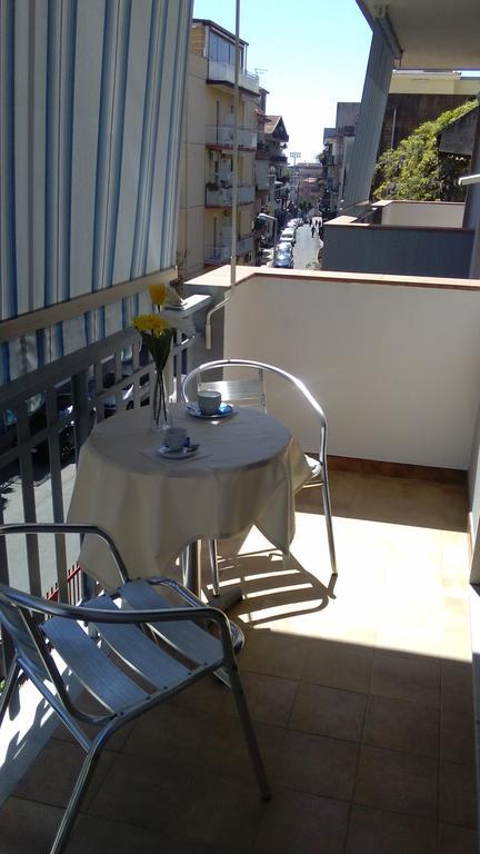 B&B Mimosa Giardini Naxos Exterior photo