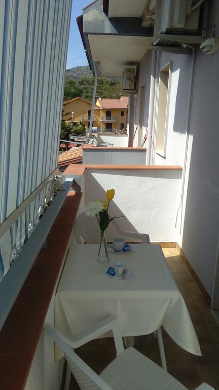 B&B Mimosa Giardini Naxos Exterior photo