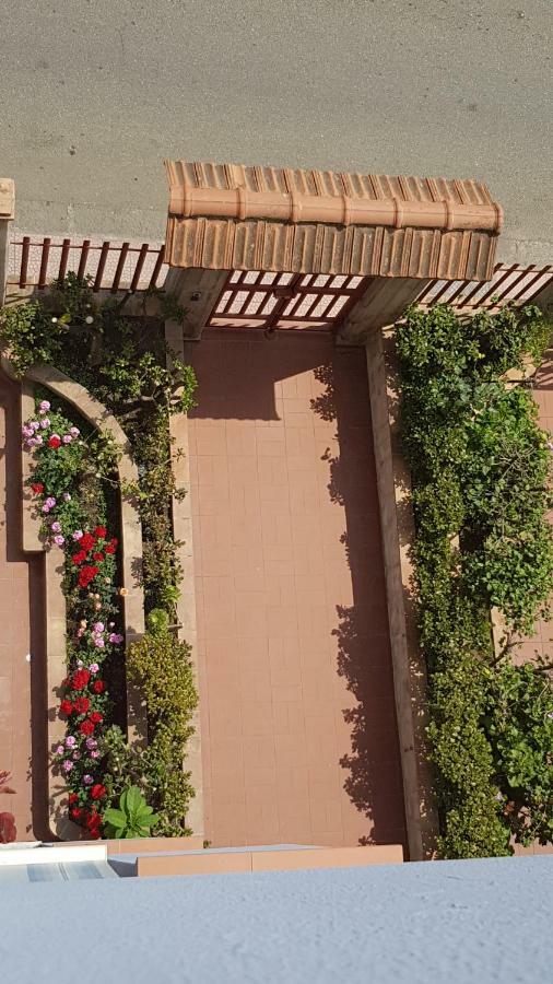 B&B Mimosa Giardini Naxos Exterior photo